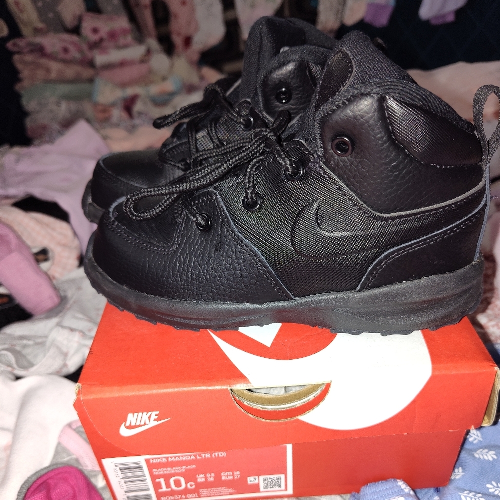 Nike Boots Black 10c